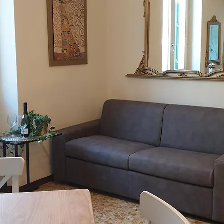 Lägenhet Florence Home Florens